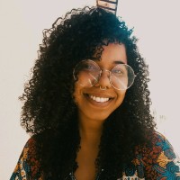 Larissa Xavier Email