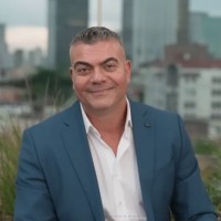 Silo Kitchen Inc. Employee Uri Murad's profile photo