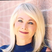 Linda Hoff-Worcester Email