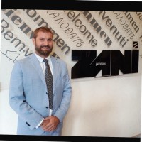 Oliver Binazzi Email