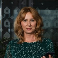 Agata Krawczyk Email