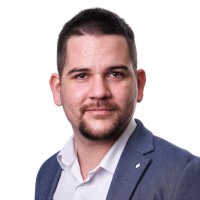 Dániel Vitkóczi Email