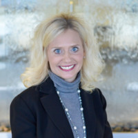 Dynamic Perspectives Employee Julie Hoberty's profile photo