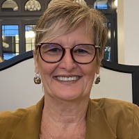Susan Schindelar Email & Phone Number