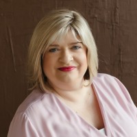 Oregon Medical Association Employee Courtni Dresser's profile photo