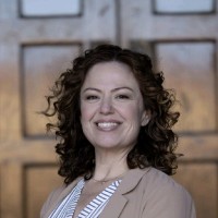 Lindsey Mendez Email & Phone Number