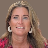 Petra Wolter Email