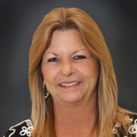Robert Slack LLC Employee Robyn Ryan's profile photo
