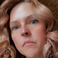 Aisin Drivetrain Inc. Employee April Gwin's profile photo