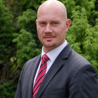Alexander Benecke Email