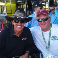Tommy Dee Email & Phone Number