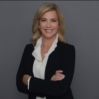 Elaine Vinas Email & Phone Number