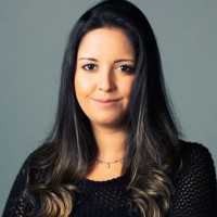 Gabriela Cunha Email