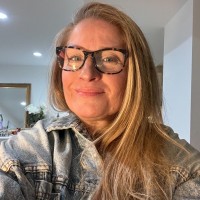 Ali McEwen Email