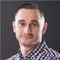 Dmitrijs Lakachauskis Email