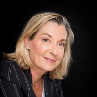 Pauline D'Esdra Email & Phone Number