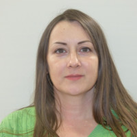 Emese Tóth Email