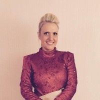 Morwenna Lindsay Email & Phone Number