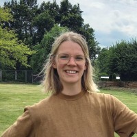 Lieselot van der Sypt Email