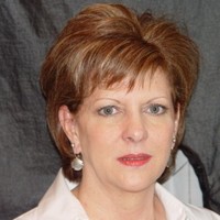 Elizabeth Weiss Email & Phone Number