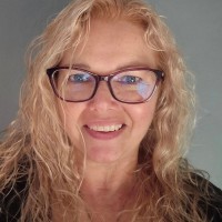 Lauri White Email & Phone Number