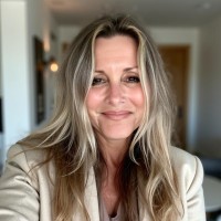 Jennifer Lang Email & Phone Number