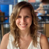 5&5 Employee Gina Schwimer's profile photo