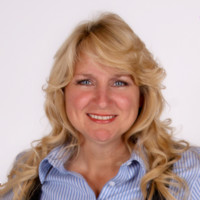 Betsy Kelsch Email & Phone Number