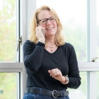 Compass / Employee Amy Roach's profile photo