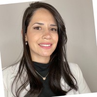 Santander Brasil Employee Fernanda Caetano's profile photo