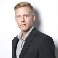 Julian Weiß Email