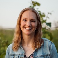 Lindsey Nelson Email & Phone Number