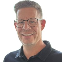 Mike van der Heijden Email