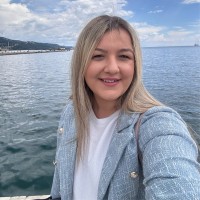Katarina Nikolić Email