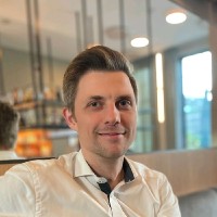 Daniel Schenke Email