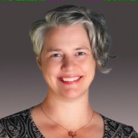 StaffReady Employee Helene Poppleton's profile photo
