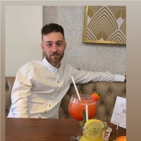 Yee Group Employee Owen Bourne's profile photo