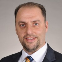 Rose & Company Employee Yan Lager's profile photo