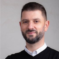 Grégory Robert Email