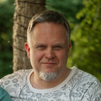 Daniel Gundersen Email & Phone Number