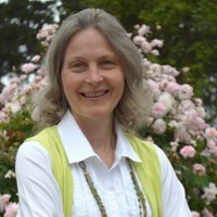 Monterey Coast Realty Employee Therese Kent's profile photo