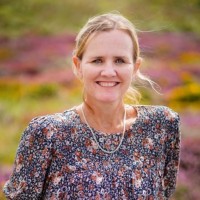 Sanet Uys Email & Phone Number