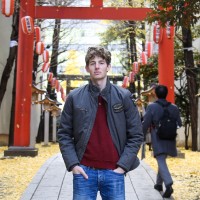 Thomas van de Graaf Email