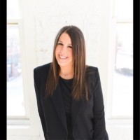 KnitWell Group Employee Holly Tybor's profile photo