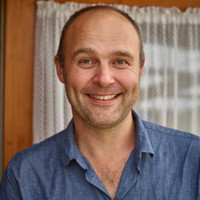 Jonas Holsbæk Email