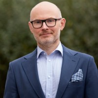Krzysztof Piontek Email