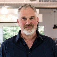 Enhance A Colour Employee Andy Introzzi's profile photo