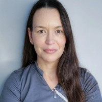Karolina Gyugecz Email
