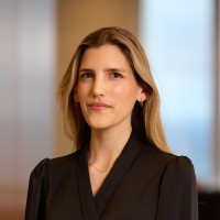 Advent International Employee Jasmine Azizi's profile photo