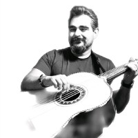 Ezechiel Hernandez Email & Phone Number